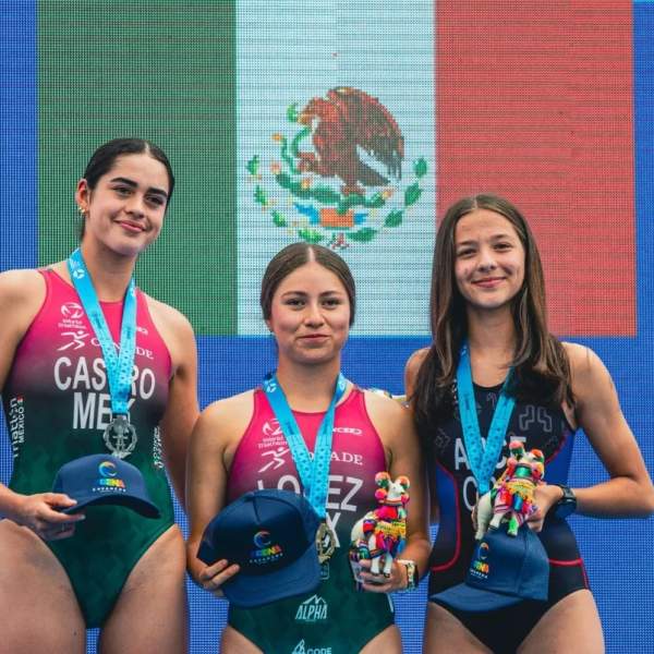 TRIATLETA SONORENSE FEMENIL CONSIGUE  LA PRESEA DE PLATA EN TRIATLÓN EN CHILE 